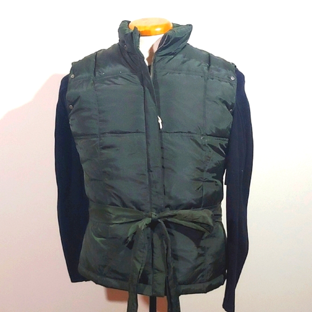 NWT Buffalo David Bitton Green Quilted Vest with Zipper Closure, Size Medium